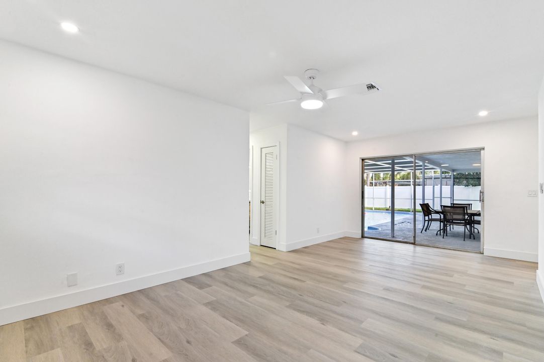 For Sale: $675,000 (3 beds, 2 baths, 1637 Square Feet)