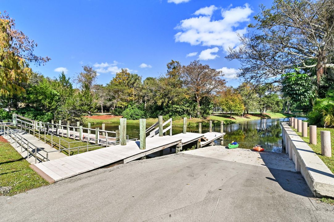 For Sale: $675,000 (3 beds, 2 baths, 1637 Square Feet)