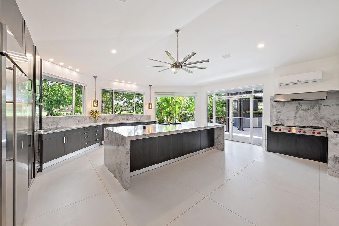 For Sale: $2,999,000 (4 beds, 5 baths, 5308 Square Feet)