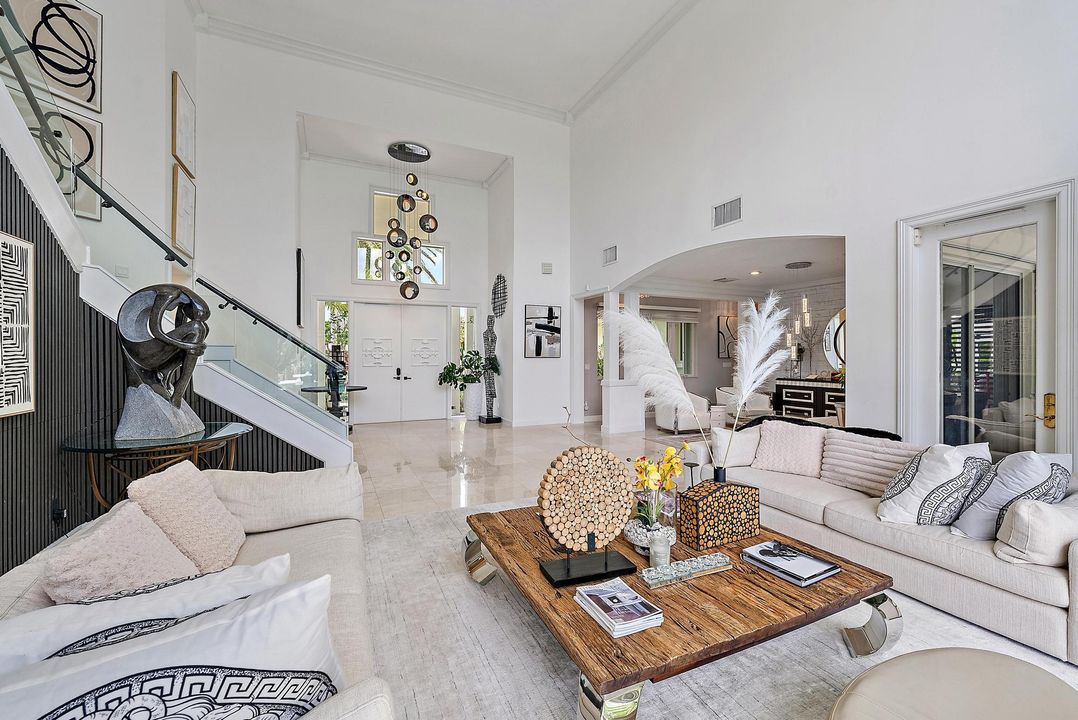 For Sale: $2,999,000 (4 beds, 5 baths, 5308 Square Feet)