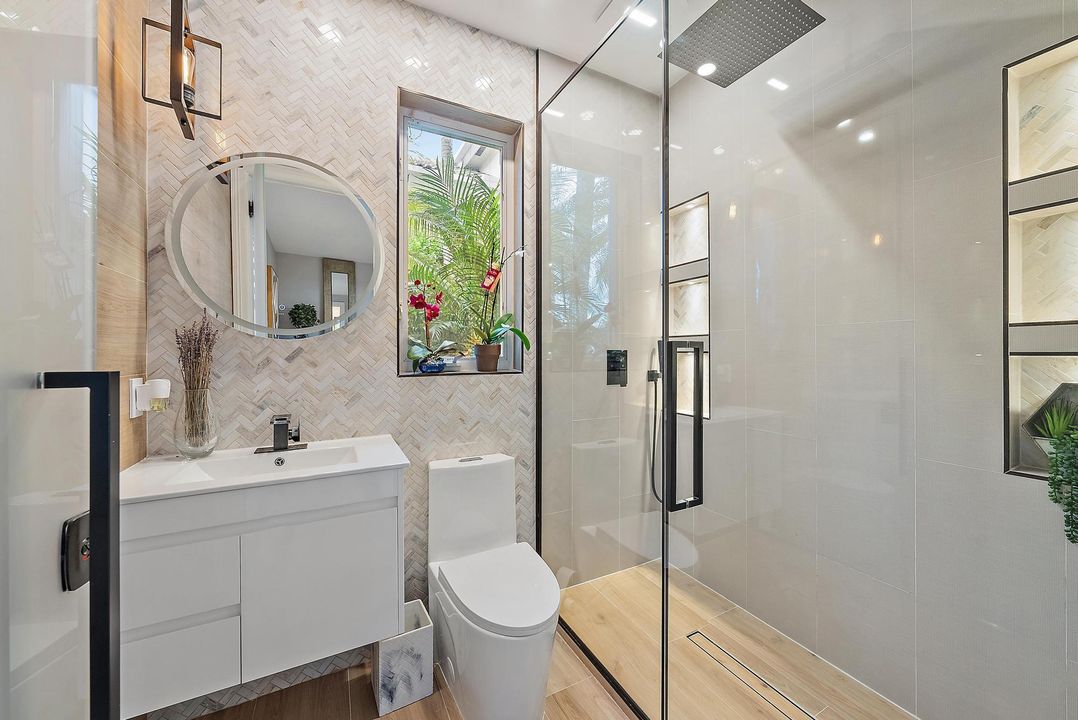 For Sale: $2,999,000 (4 beds, 5 baths, 5308 Square Feet)