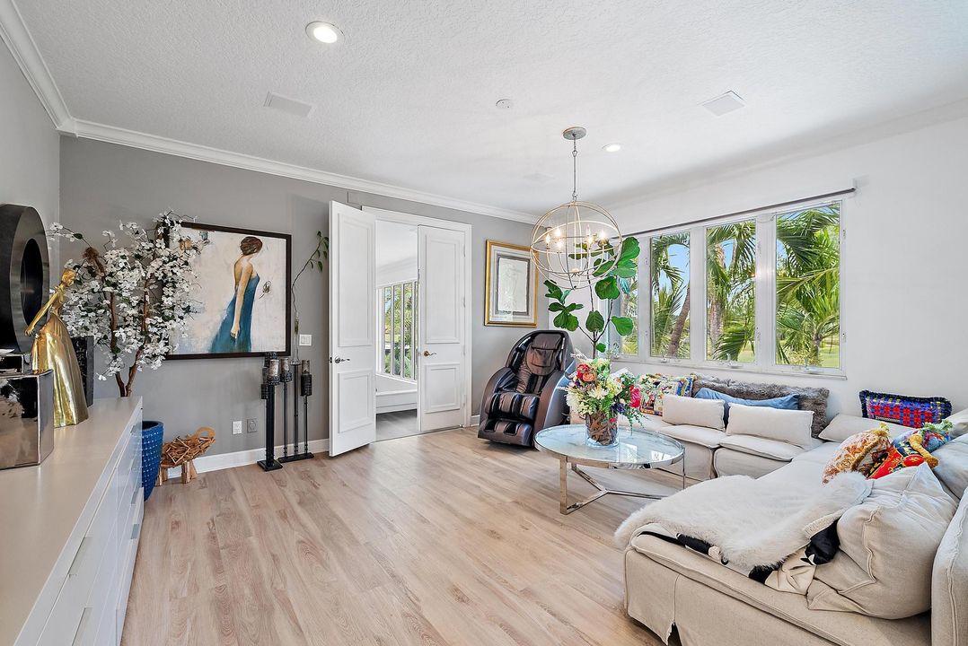 For Sale: $2,999,000 (4 beds, 5 baths, 5308 Square Feet)