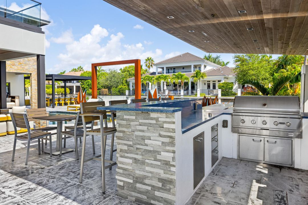 En Venta: $8,695,000 (6 camas, 8 baños, 7856 Pies cuadrados)