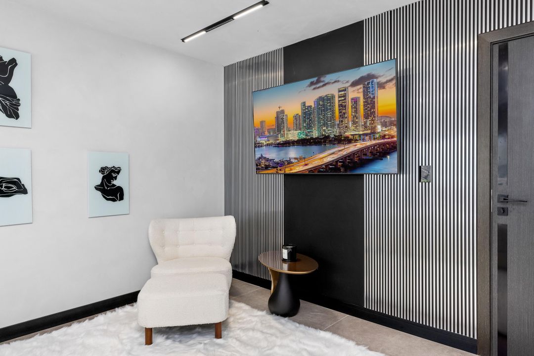 En Venta: $8,695,000 (6 camas, 8 baños, 7856 Pies cuadrados)