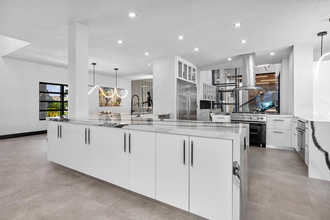 En Venta: $8,695,000 (6 camas, 8 baños, 7856 Pies cuadrados)