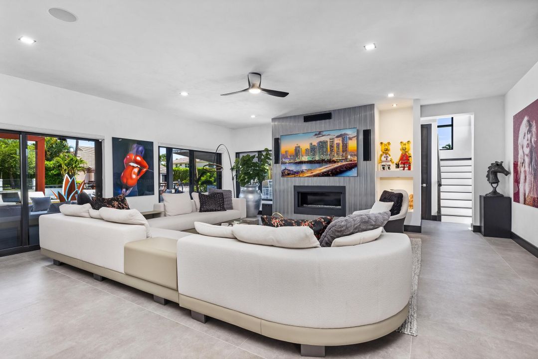 En Venta: $8,695,000 (6 camas, 8 baños, 7856 Pies cuadrados)