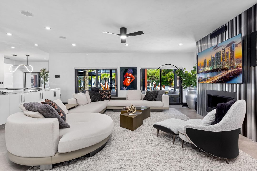 En Venta: $8,695,000 (6 camas, 8 baños, 7856 Pies cuadrados)