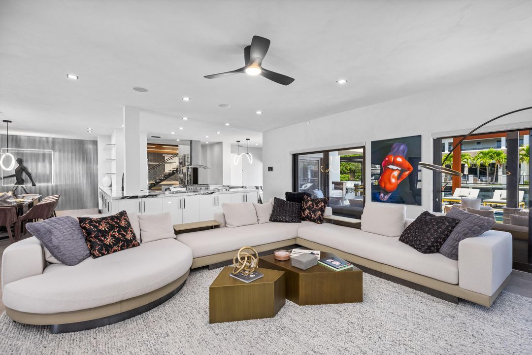 En Venta: $8,695,000 (6 camas, 8 baños, 7856 Pies cuadrados)