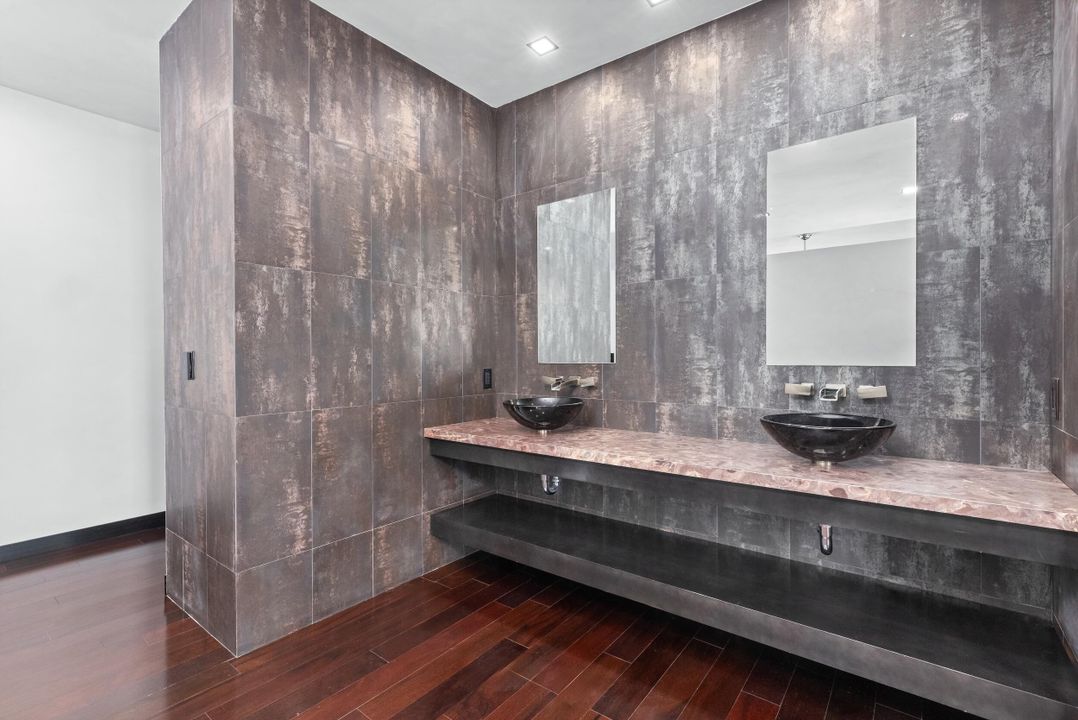 En Venta: $8,695,000 (6 camas, 8 baños, 7856 Pies cuadrados)