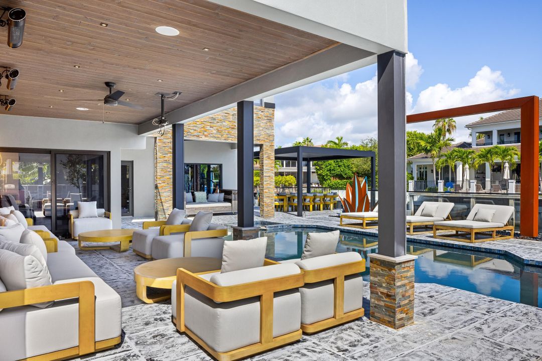 En Venta: $8,695,000 (6 camas, 8 baños, 7856 Pies cuadrados)