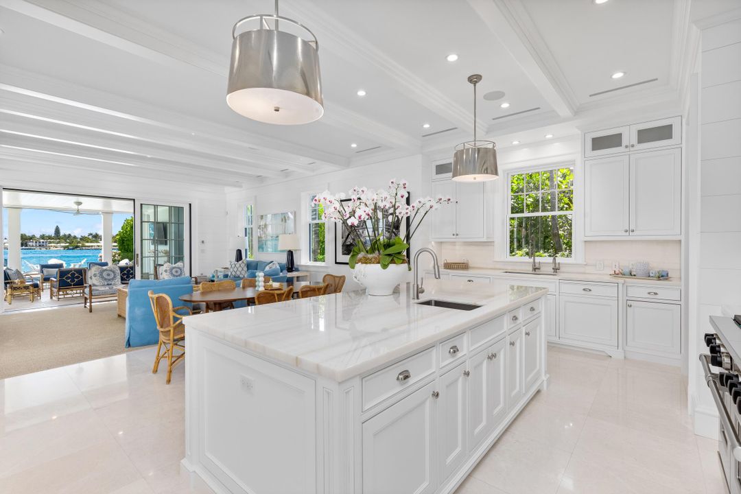 En Venta: $65,000,000 (6 camas, 7 baños, 9794 Pies cuadrados)