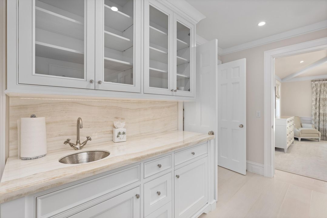 En Venta: $65,000,000 (6 camas, 7 baños, 9794 Pies cuadrados)