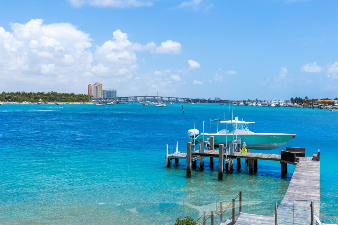 En Venta: $65,000,000 (6 camas, 7 baños, 9794 Pies cuadrados)