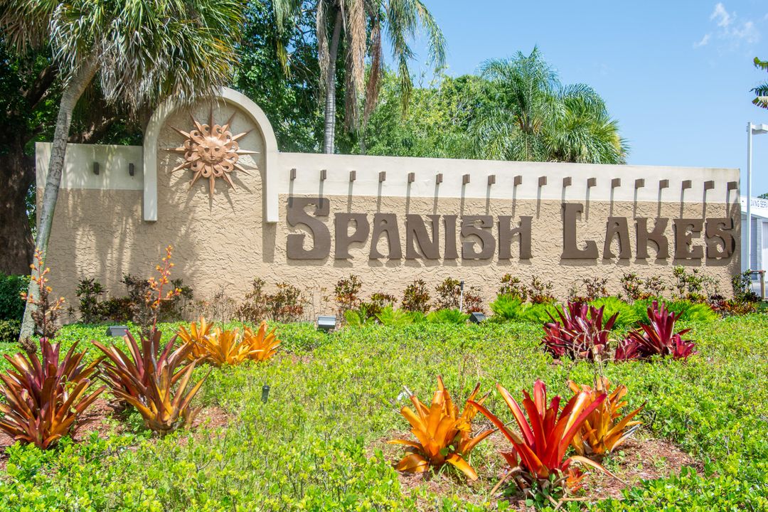 Active With Contract: $205,000 (2 beds, 2 baths, 1357 Square Feet)