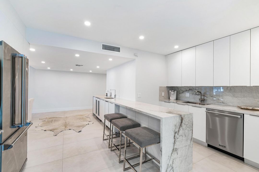 Active With Contract: $17,000 (3 beds, 3 baths, 1795 Square Feet)