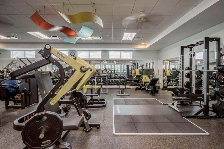 For Sale: $479,000 (3 beds, 2 baths, 1842 Square Feet)