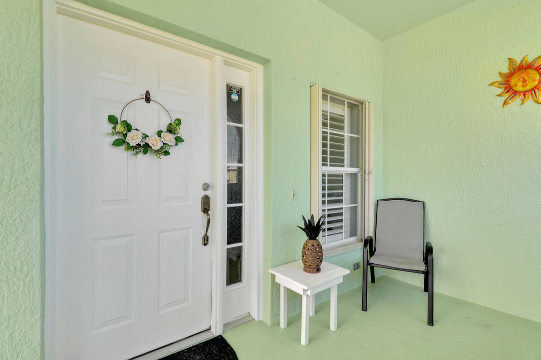 For Sale: $234,900 (2 beds, 2 baths, 1585 Square Feet)