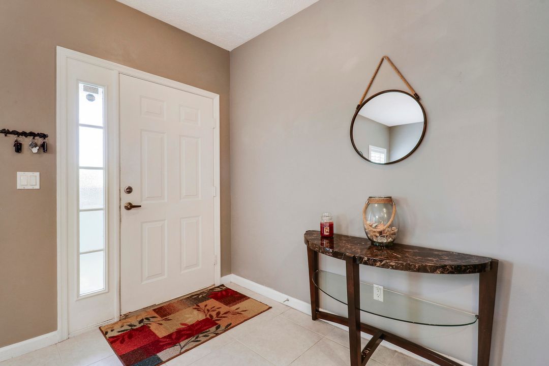 For Sale: $234,900 (2 beds, 2 baths, 1585 Square Feet)