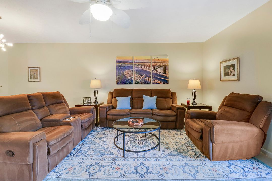 For Sale: $234,900 (2 beds, 2 baths, 1585 Square Feet)