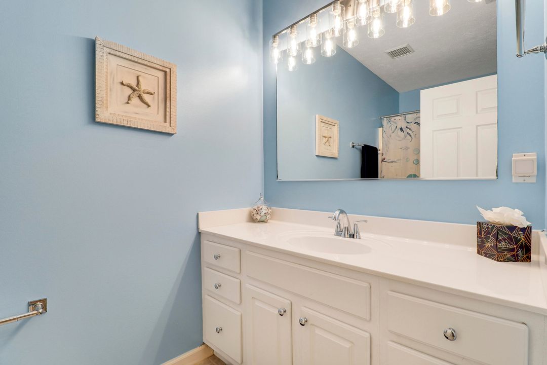 For Sale: $234,900 (2 beds, 2 baths, 1585 Square Feet)