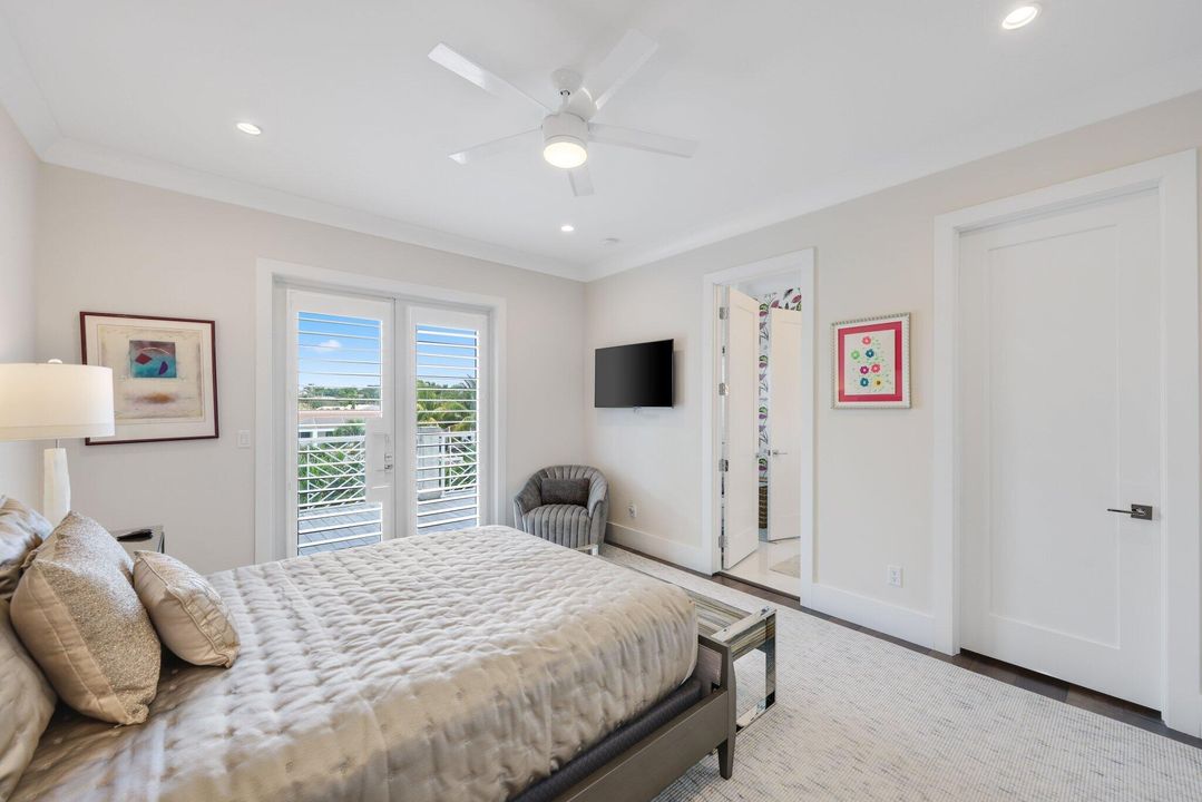 待售: $4,999,000 (5 贝兹, 5 浴室, 4630 平方英尺)