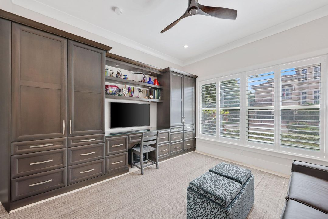 待售: $4,999,000 (5 贝兹, 5 浴室, 4630 平方英尺)