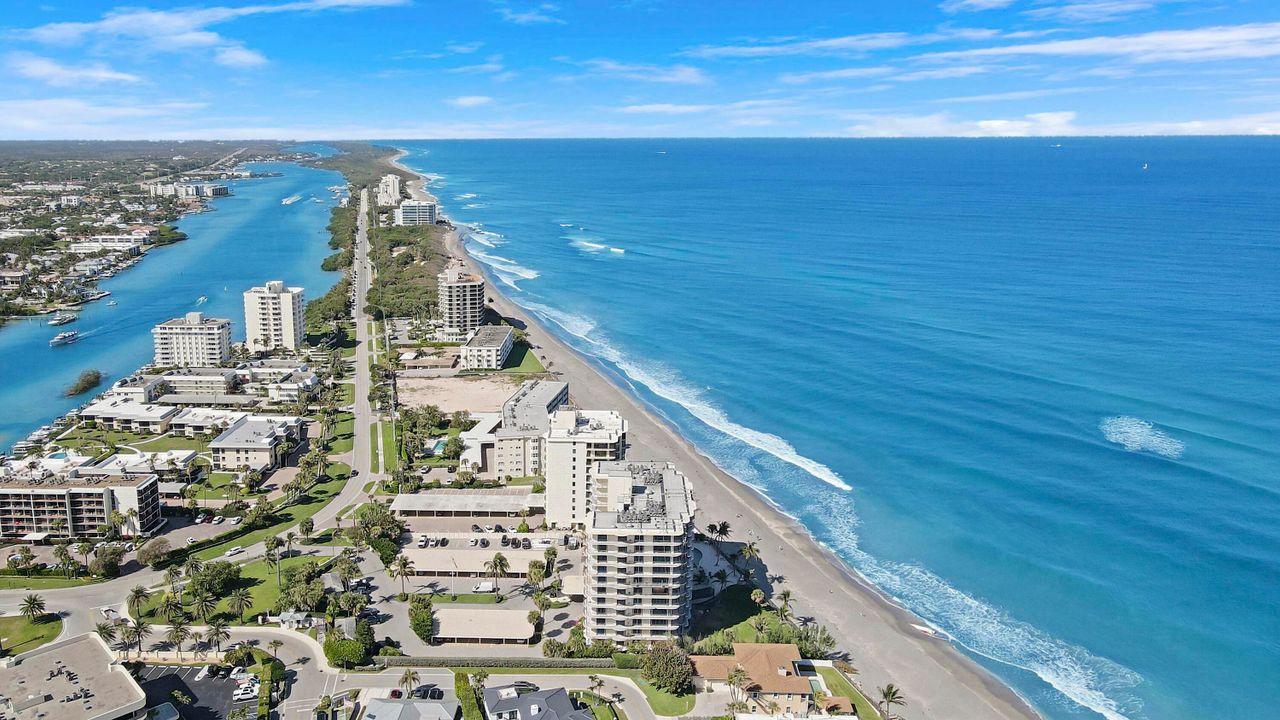 For Sale: $1,775,000 (3 beds, 2 baths, 1800 Square Feet)