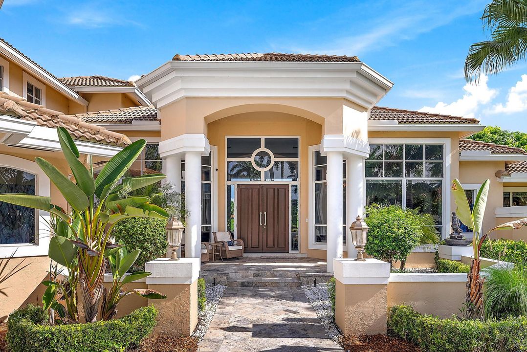 For Sale: $2,599,000 (6 beds, 7 baths, 5069 Square Feet)