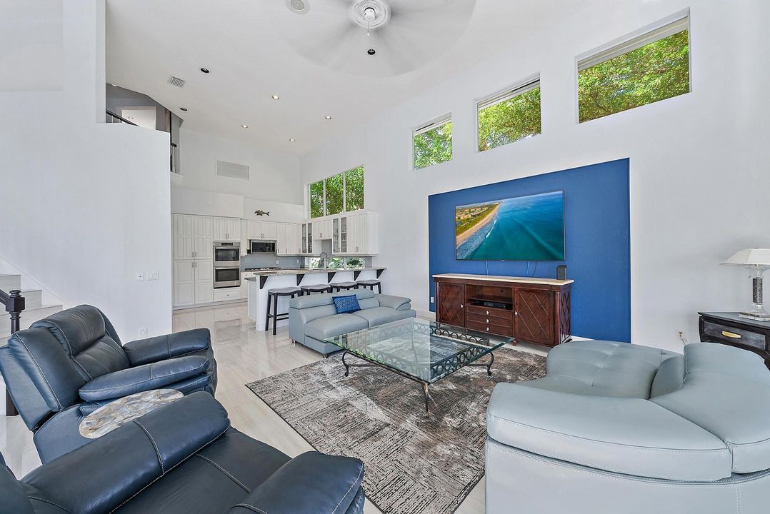 For Sale: $2,599,000 (6 beds, 7 baths, 5069 Square Feet)