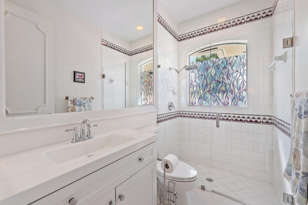 For Sale: $2,599,000 (6 beds, 7 baths, 5069 Square Feet)