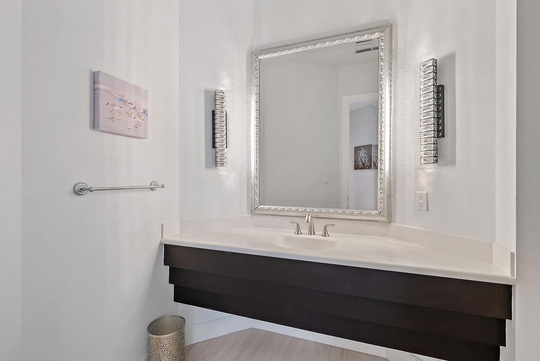 For Sale: $2,599,000 (6 beds, 7 baths, 5069 Square Feet)