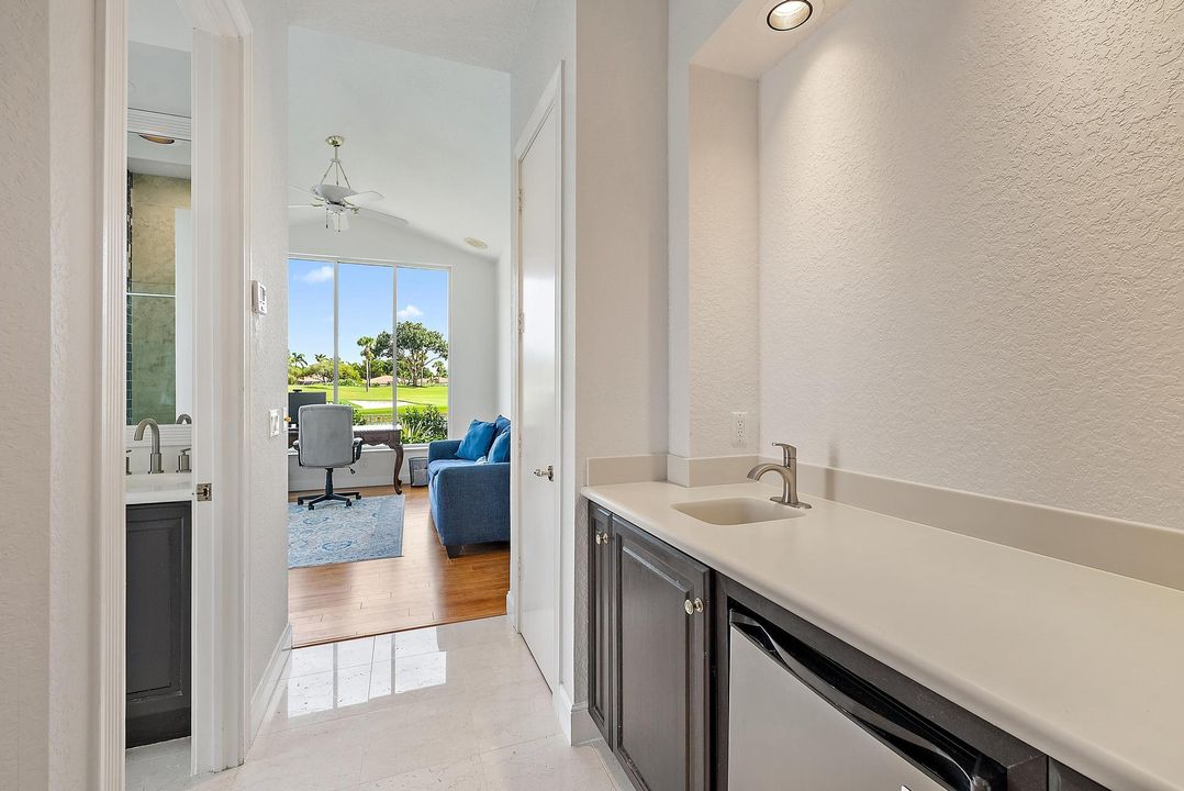 For Sale: $2,599,000 (6 beds, 7 baths, 5069 Square Feet)