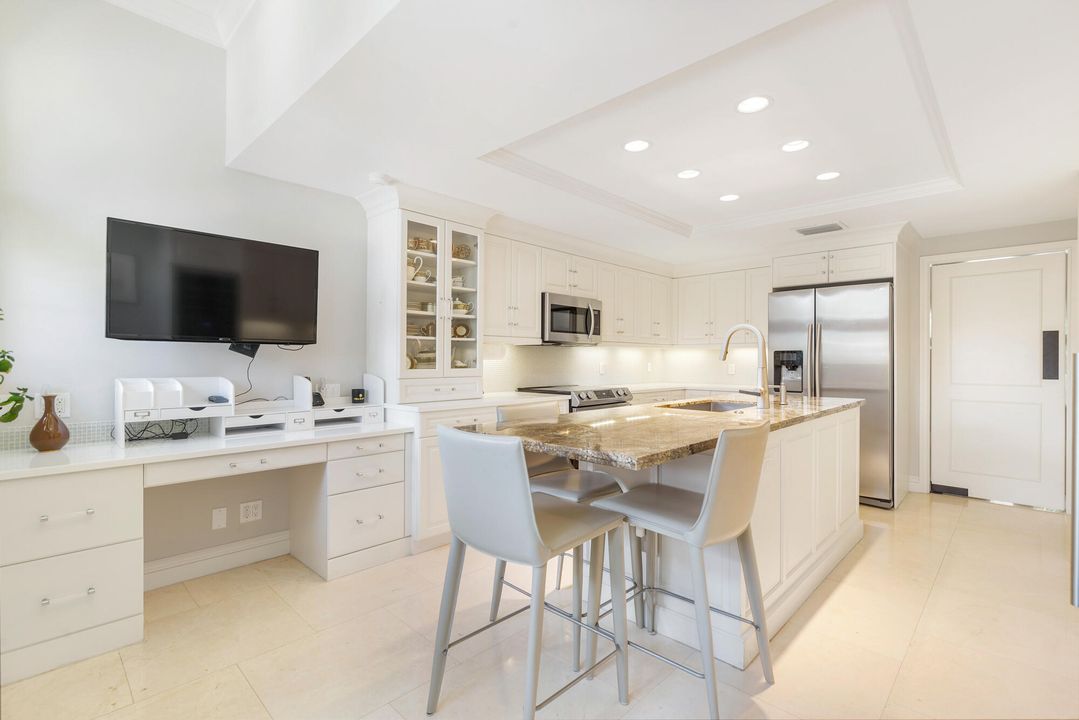 For Sale: $7,250,000 (3 beds, 3 baths, 3379 Square Feet)