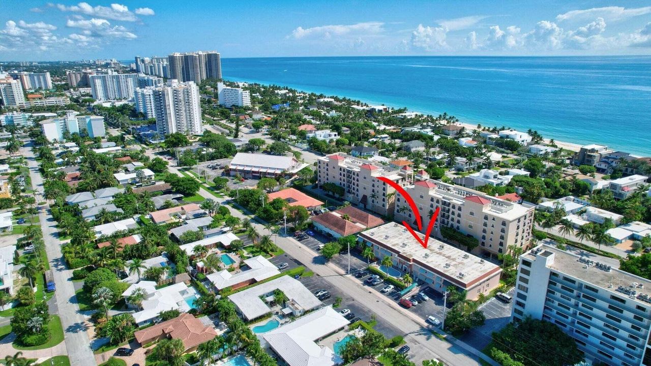 For Sale: $320,995 (2 beds, 2 baths, 930 Square Feet)