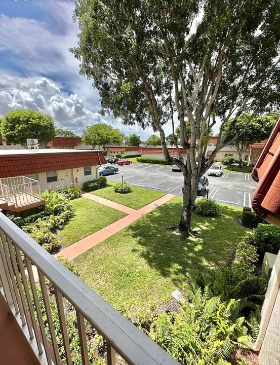 For Rent: $1,400 (1 beds, 1 baths, 660 Square Feet)