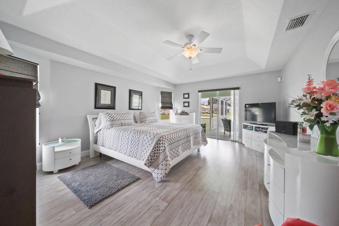 Activo con contrato: $599,000 (3 camas, 2 baños, 1916 Pies cuadrados)