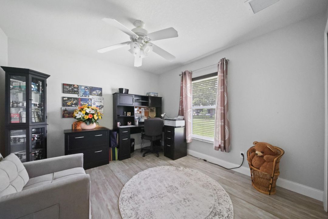 Activo con contrato: $599,000 (3 camas, 2 baños, 1916 Pies cuadrados)