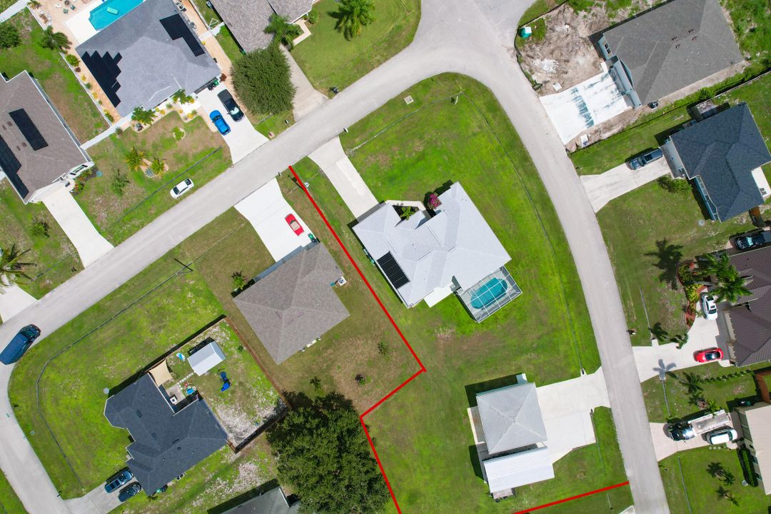 Activo con contrato: $599,000 (3 camas, 2 baños, 1916 Pies cuadrados)