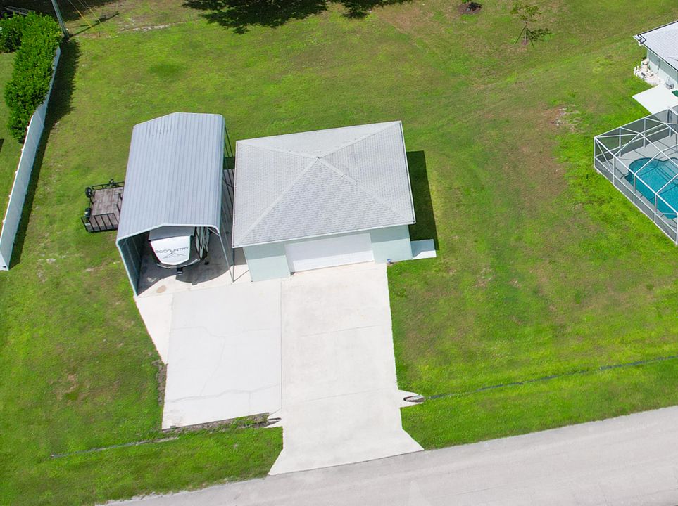 Activo con contrato: $599,000 (3 camas, 2 baños, 1916 Pies cuadrados)