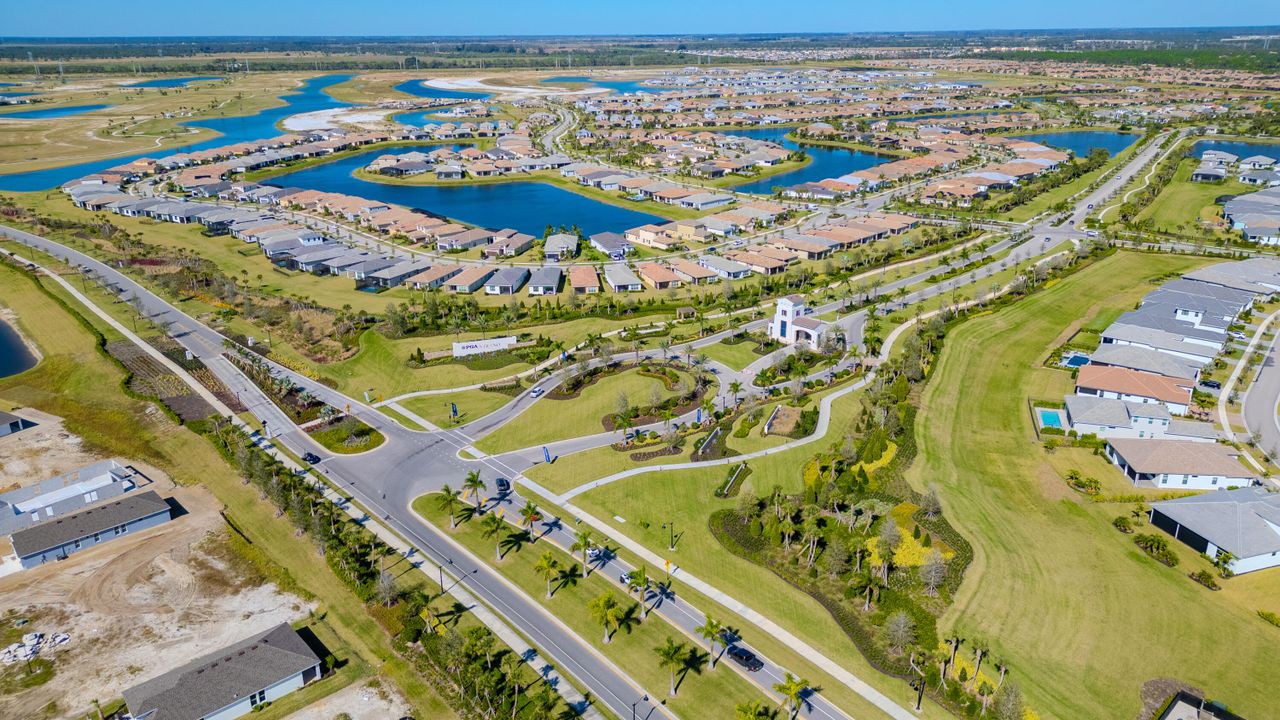 Active With Contract: $2,800 (2 beds, 2 baths, 1505 Square Feet)