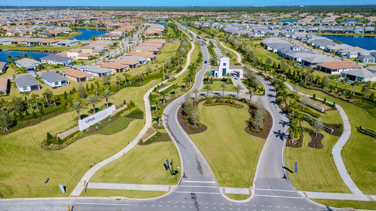 Active With Contract: $2,800 (2 beds, 2 baths, 1505 Square Feet)