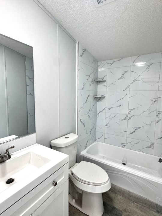 For Sale: $239,000 (3 beds, 2 baths, 1066 Square Feet)