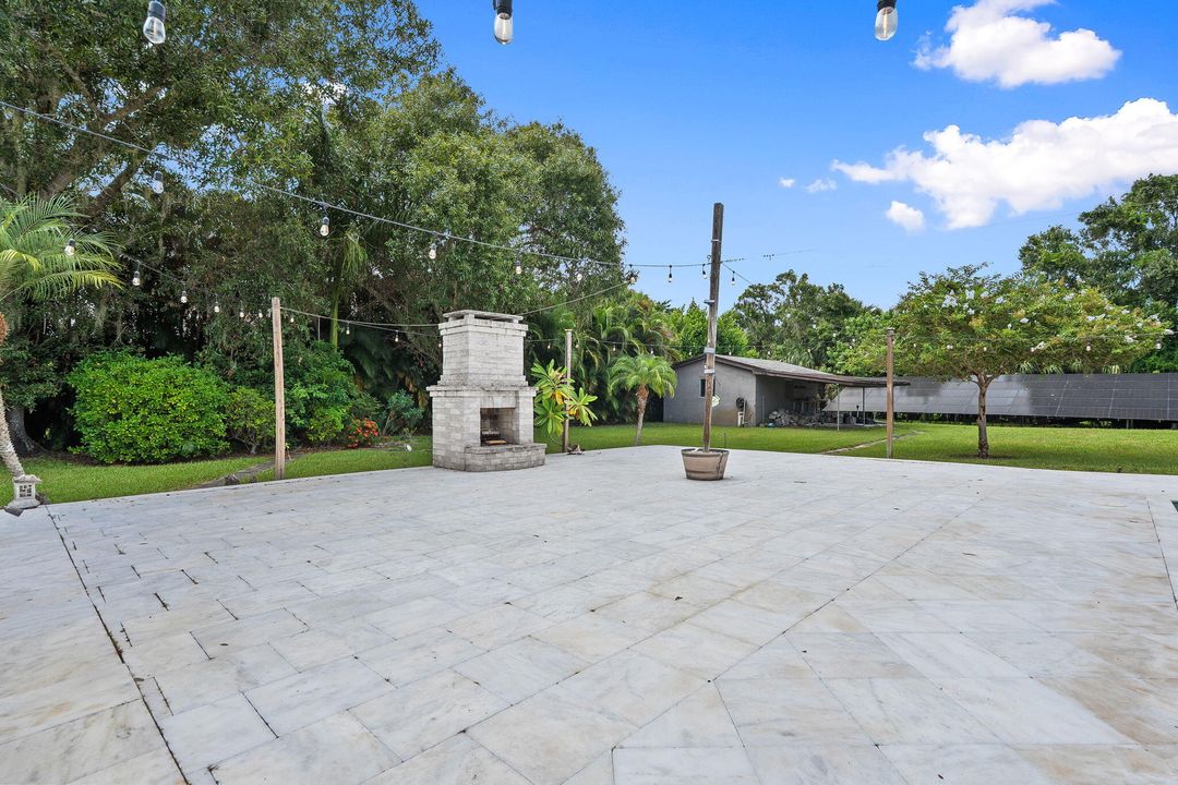 For Sale: $799,900 (4 beds, 3 baths, 4152 Square Feet)