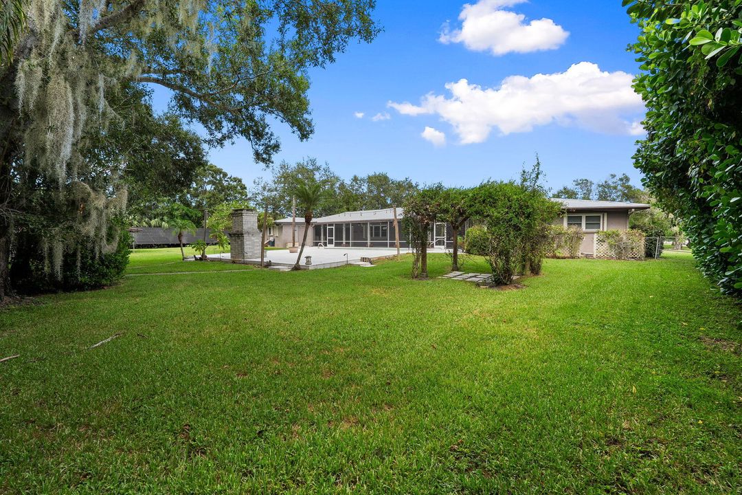 For Sale: $799,900 (4 beds, 3 baths, 4152 Square Feet)