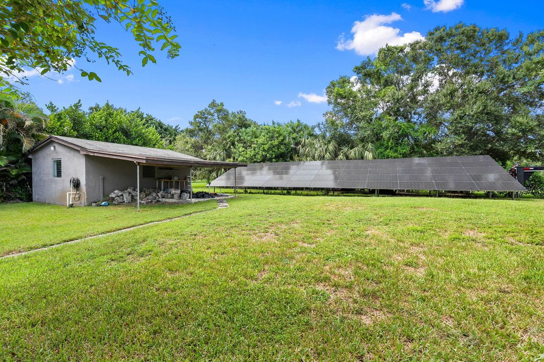 For Sale: $799,900 (4 beds, 3 baths, 4152 Square Feet)