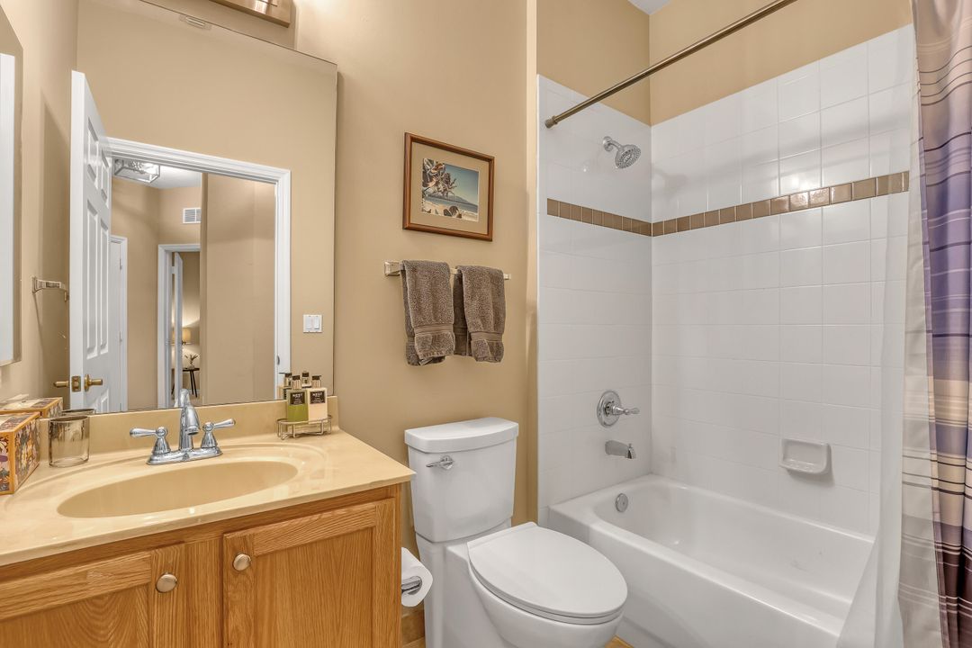 合同活跃: $379,900 (3 贝兹, 2 浴室, 1482 平方英尺)