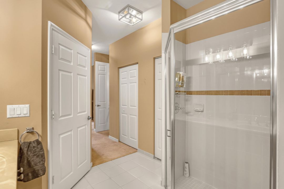 合同活跃: $379,900 (3 贝兹, 2 浴室, 1482 平方英尺)