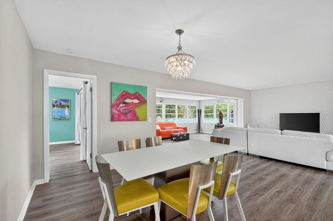 待售: $699,990 (3 贝兹, 2 浴室, 1646 平方英尺)