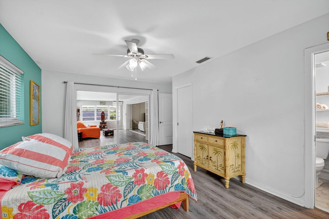 待售: $699,990 (3 贝兹, 2 浴室, 1646 平方英尺)