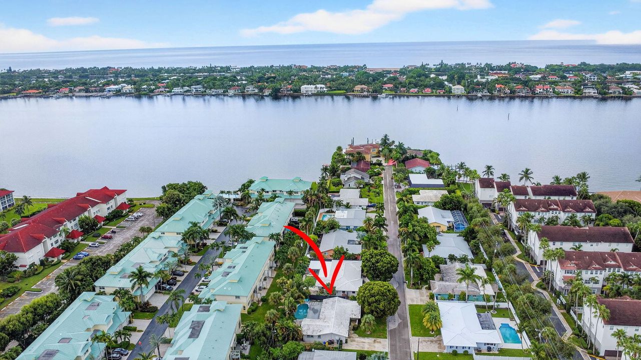 待售: $699,990 (3 贝兹, 2 浴室, 1646 平方英尺)